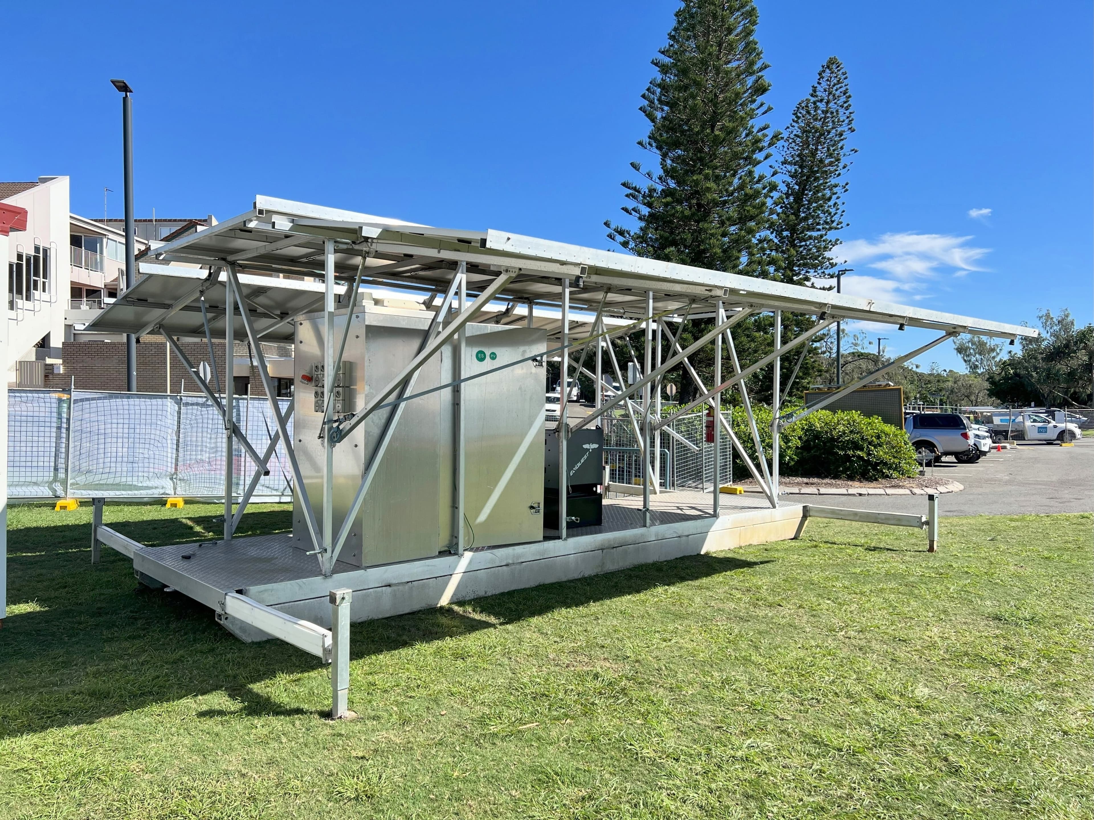 Moffat Beach - Unit Side Profile 2